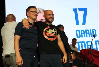 slavlje na splitskoj rivi 66