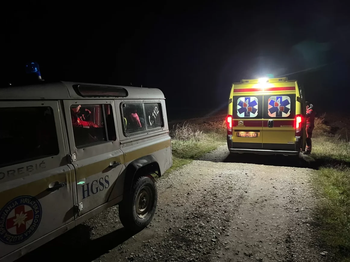 6f536bfc-7140-4822-aecd-718f0f7f8f55