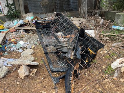 Izgorjeli kauc, pozar