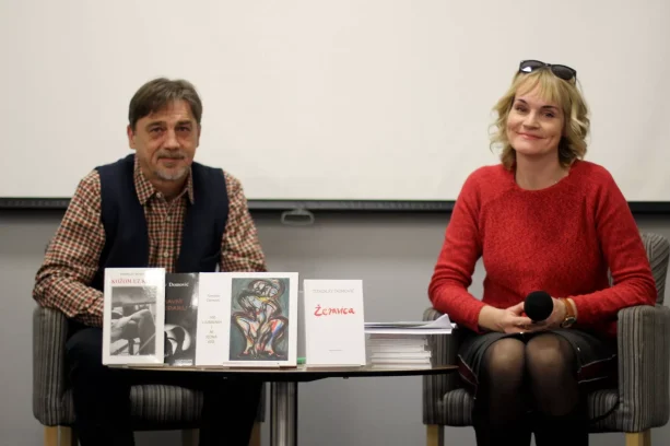 330855064_1323293808517018_3153288159836039788_n