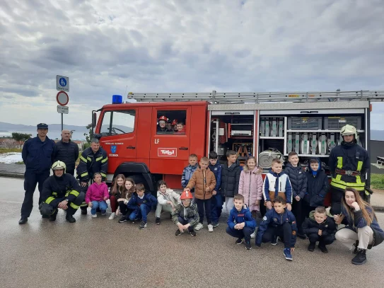 335319088_938791660488662_3054841469277686677_n