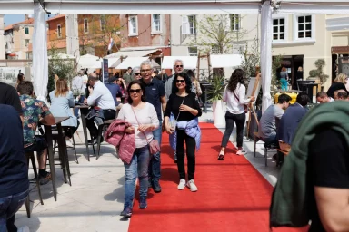 20 Tuna, Sushi _ Wine Festival Zadar 21.4.2023 jutro, foto Bojan Bogdanić