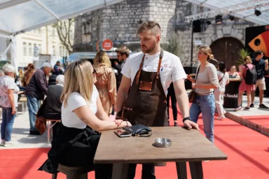 45 Tuna, Sushi _ Wine Festival Zadar 21.4.2023 jutro, foto Bojan Bogdanić