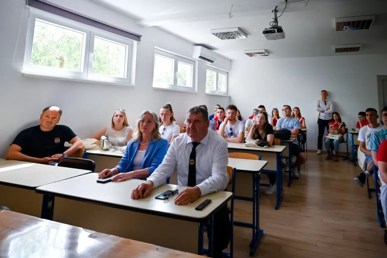 STREAM - oprema (10)