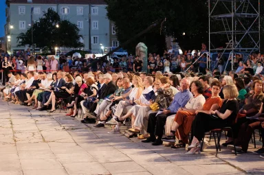 358369805_663240705842320_3395548481901125714_n