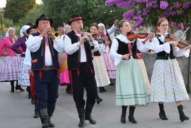 358439993_991025715635054_2334288173589971531_n