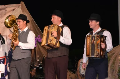 358547115_991030918967867_117652095878245414_n