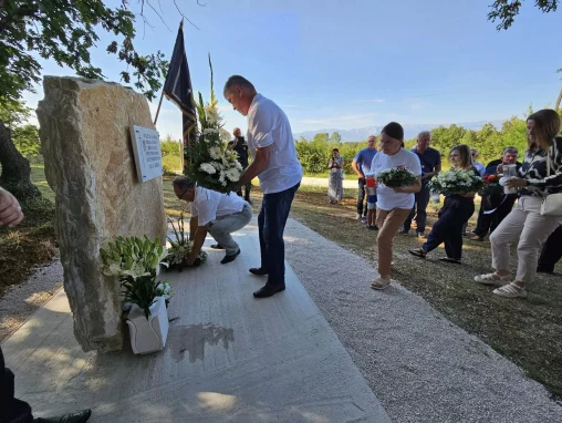 358705838_248059827986942_6371654827499464656_n