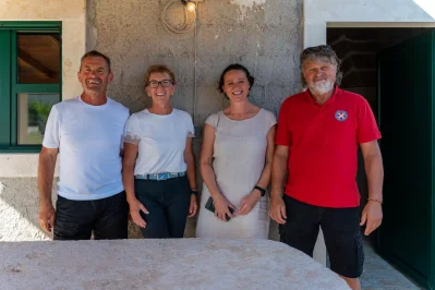 Foto Jakov Đinđić_ s lijeva Šime Čerina, Jelena Čerina, Ana Tičić Bukvić i Darko Gavrić Čerčo