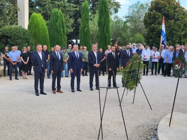 365403952_592740073062536_6131567734417555226_n