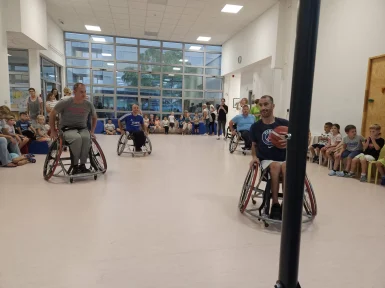 prezentacija kosarke u kolicima KKOI4