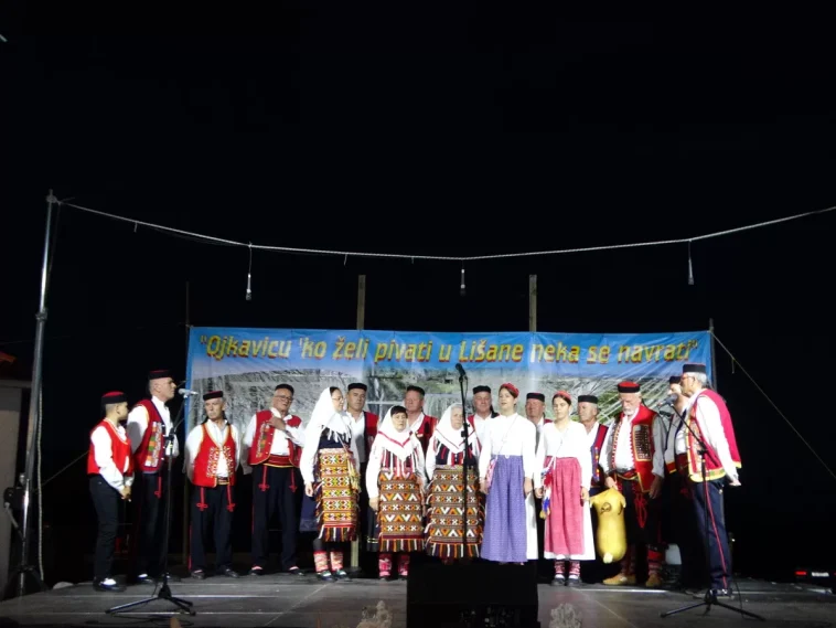 vecer ojkavice lisane14