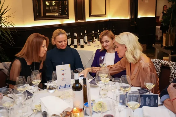 28 Eno-gastro prezentacija Delmonico_s New York 24.10.2023, Foto Marijana Marinović