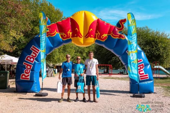 387126491_916345206630826_3008132360645310480_n