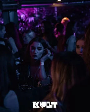 brucosijada u kulta 18