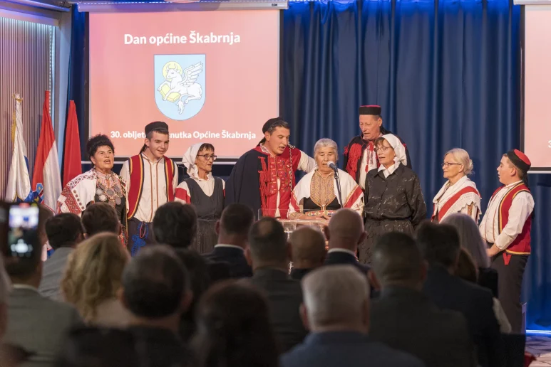 proslava 30. obljetnice opcine skabrnja81