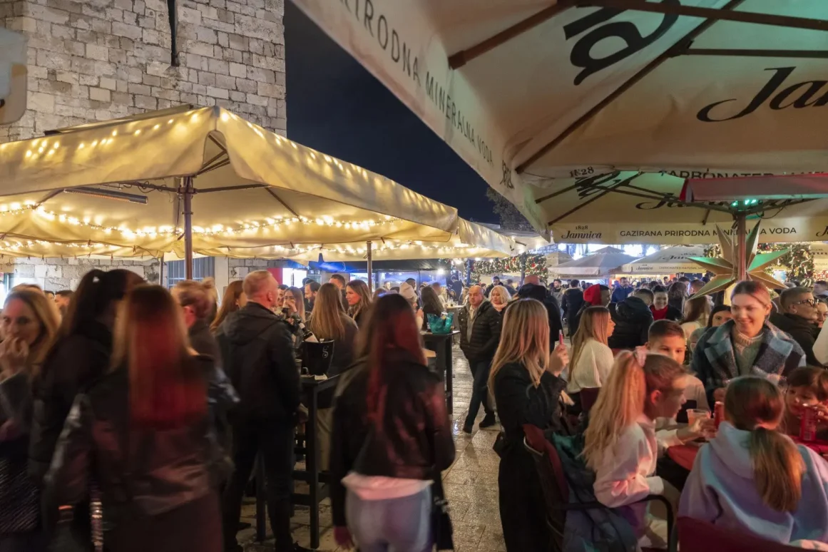 30 03 Tony Cetinski Advent u Zadru otvorenje 24.11.2023, Foto Fabio Šimićev