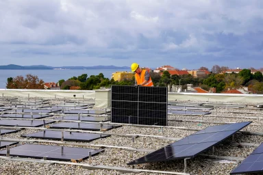 solarni paneli bolnica2