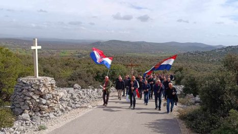 170469d0-df83-4b71-930a-95b35e7f2afb