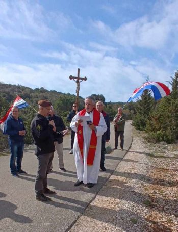 9d6fbae9-1c89-4a63-8d37-091b7538e077