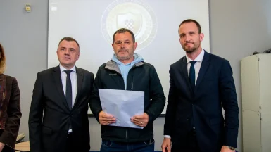 dodjela-kljuceva-stanova-braniteljima-FOTO-Linda-Vidovic (23)