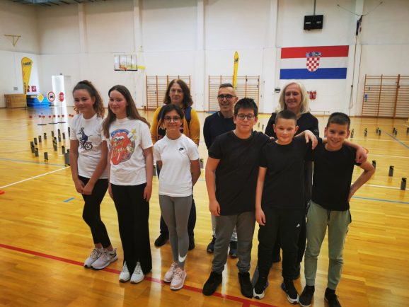 343404207_221820637124338_423774051811544525_n