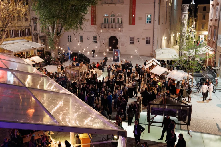 57 09 Tuna, Sushi & Wine Festival Zadar 21.4.2023 popodne, foto Bojan Bogdanić (1)