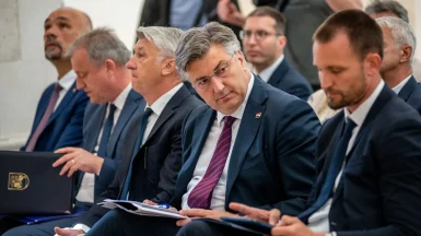 Andrej-Plenkovic-svecanost-urucivanja-Sporazuma-o-provedbi ITP-a-za-otoke-i-urucivanje-Ugovora-za-program-razvoja-otoka-FOTO-Linda-Vidovic (14)
