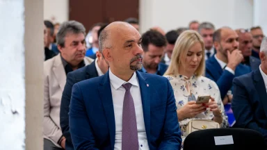 svecanost-urucivanja-Sporazuma-o-provedbi ITP-a-za-otoke-i-urucivanje-Ugovora-za-program-razvoja-otoka-FOTO-Linda-Vidovic (21)