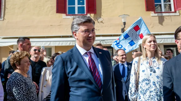 Andrej-Plenkovic-svecanost-urucivanja-Sporazuma-o-provedbi ITP-a-za-otoke-i-urucivanje-Ugovora-za-program-razvoja-otoka-FOTO-Linda-Vidovic (68)