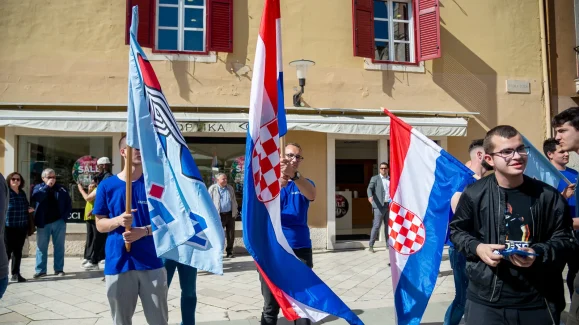 svecanost-urucivanja-Sporazuma-o-provedbi ITP-a-za-otoke-i-urucivanje-Ugovora-za-program-razvoja-otoka-FOTO-Linda-Vidovic (73)