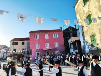 tovareća mužika sali24