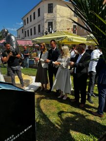 biograd na moru spomenik papa Ivan Pavao II 2