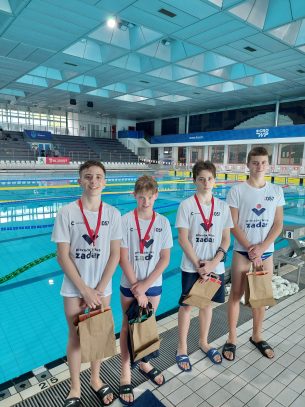 štafeta 4x200m slobodno u sastavu Filip, Šime, Tin i Toni