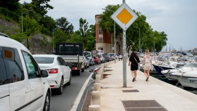 guzva-kolona-jazine-poluotok-FOTO-Linda-Vidovic-26-6-2024-10