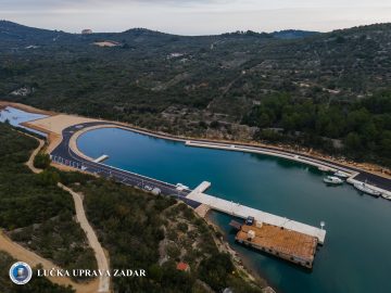 LUČKA UPRAVA ribarska luka lamjanaj 1 3