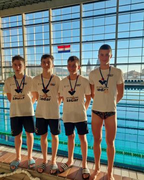 broncana muška kad. štafeta