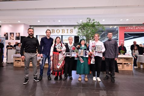 roko-pavlinusic-city-izlozba-dd-rodjendan-pecat-od-vrimena-157