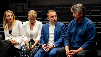 sastanak-zupana-s gradonacelnicima-i-nacelnicima-FOTO-Linda-Vidovic-8-7-2024-27