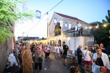 VRSI - 27.07.2024 - Vrške ćakule održane u jezgri sela