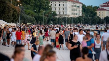 pozdrav-suncu-FOTO-Linda-Vidovic-7-8-2024-40