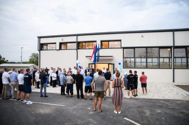 zemunik dvorana dan općine