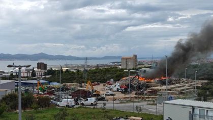 695555AF-60ED-45B2-983B-95BEC98D2ABC