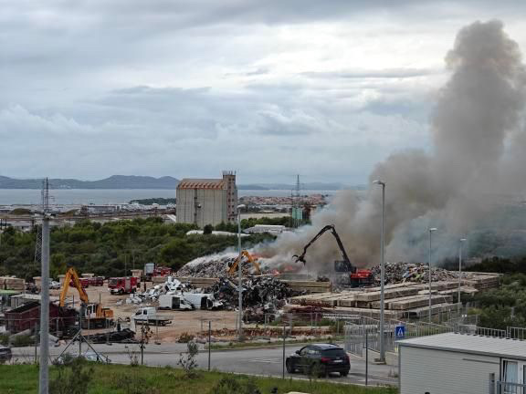 6BEC2CB1-3EFC-4F6F-BCE4-A7F7AB692419