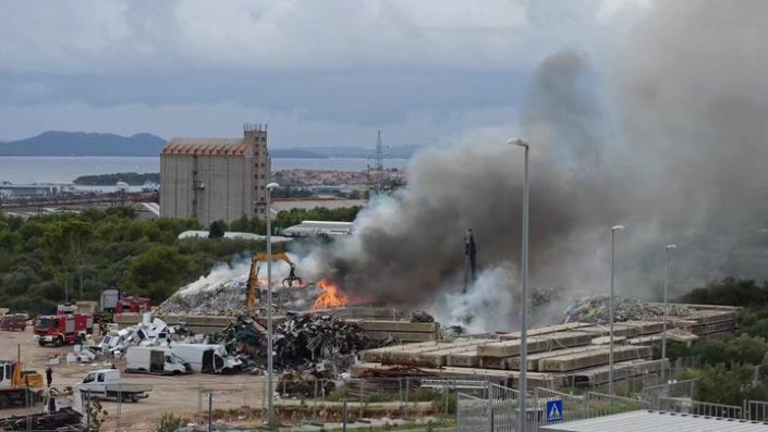 F4E09F7F-D525-44CE-A492-4CB869030828