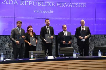 Potpisivanje ugovora_hitna (5)