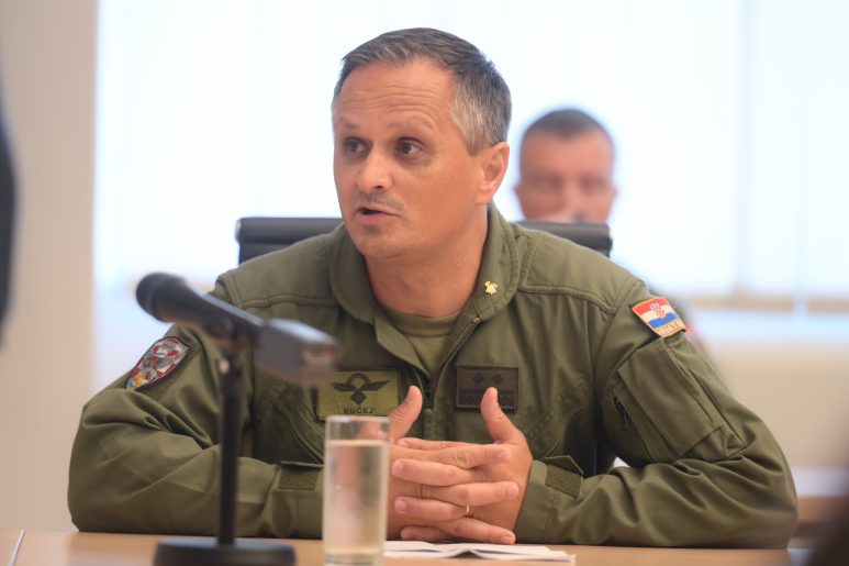 protupožarna eskadrila ivan anušić 10