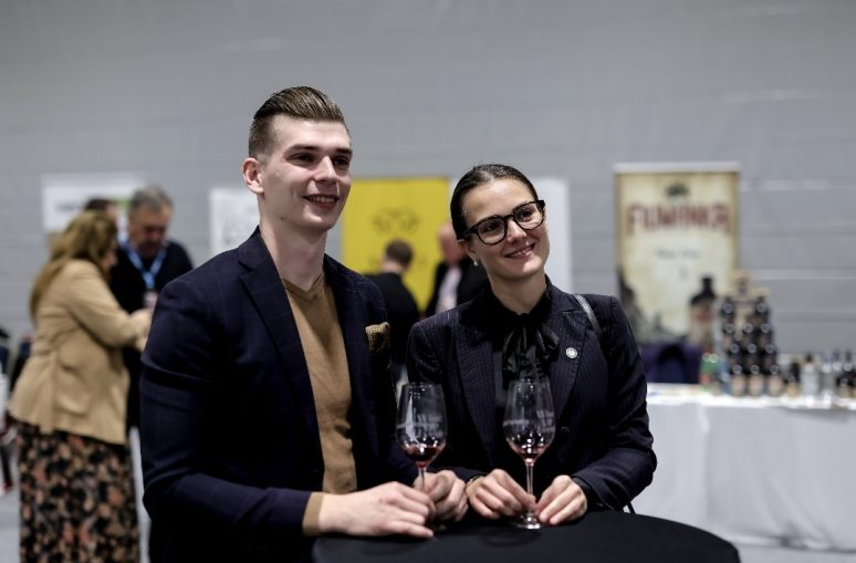 WVE Sommelieri Kristijan Harjač i Monika Neral