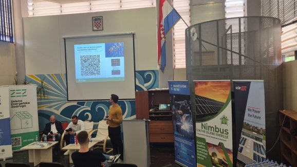 d8640112-6a9c-4bd3-a27f-cb09b3c4e795