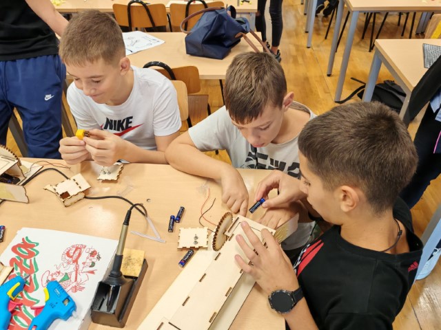 tehnički radionica učenici 8